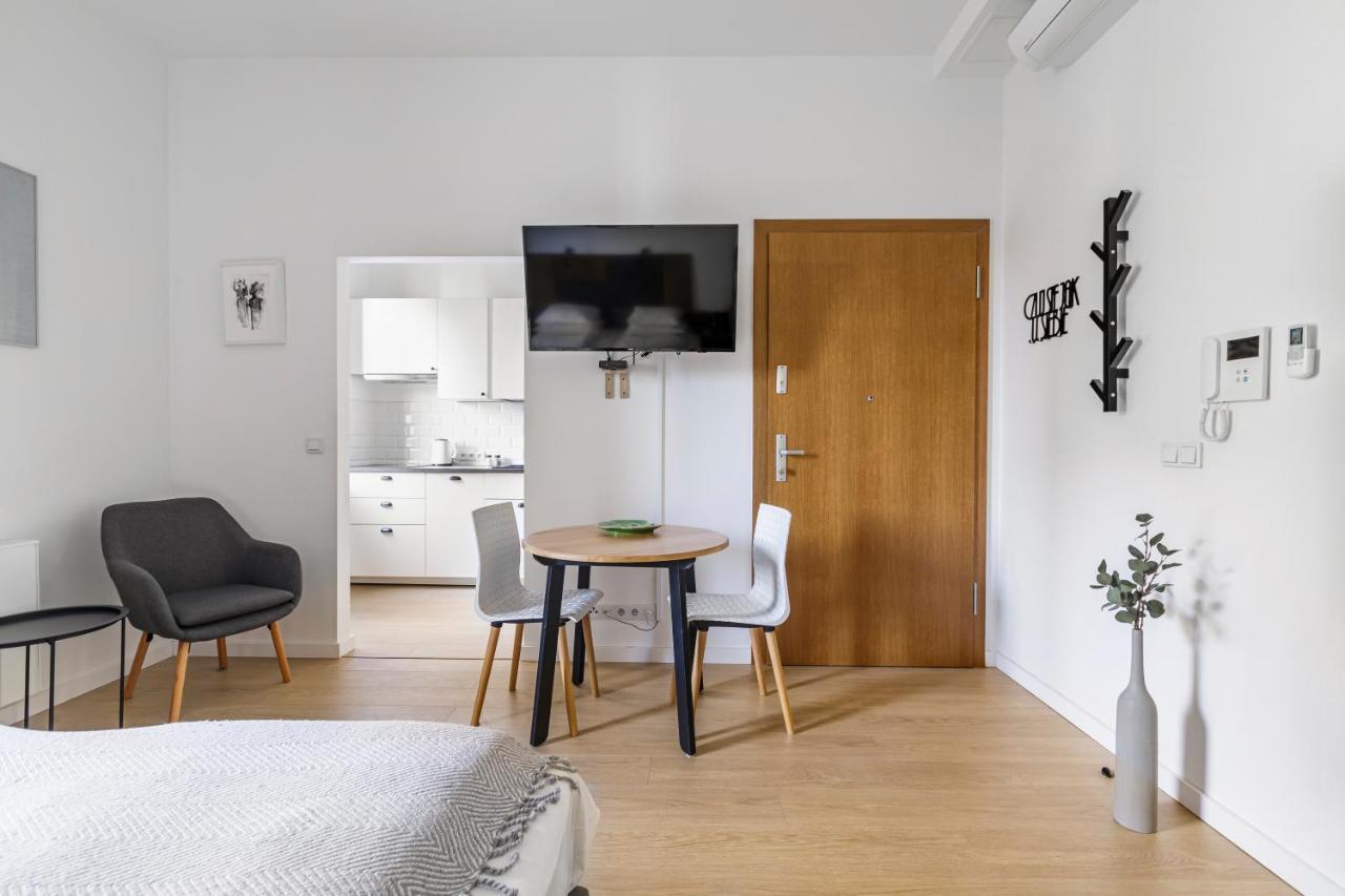 Homewell Apartments Zelazko Poznań Kültér fotó